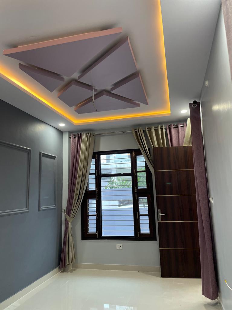 Wall Plaster and Painting Setup